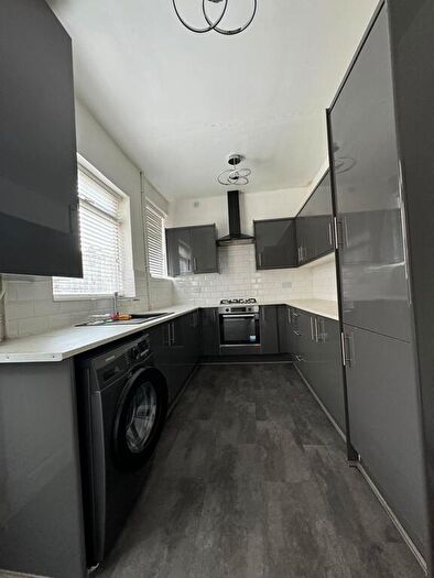 2 Bedroom Terraced House To Rent In Katherine Road, Smethwick, Birmingham, B67