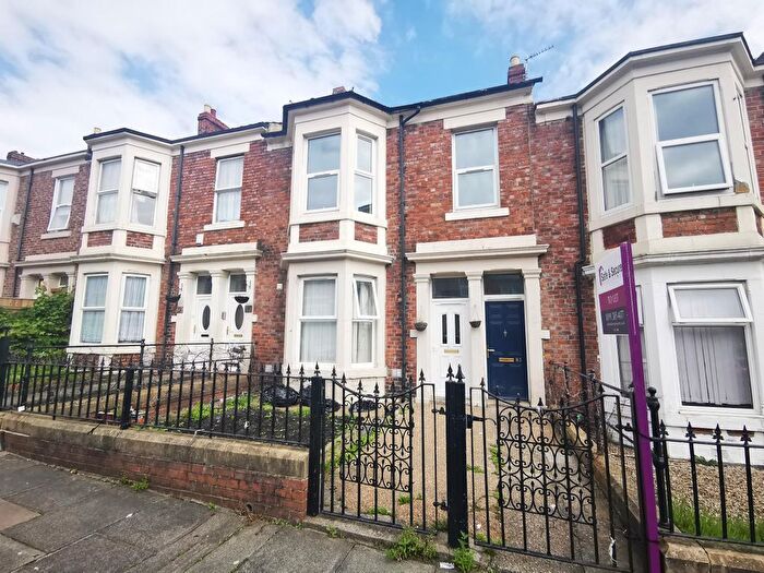 3 Bedroom Flat To Rent In Hartington Street, Fenham, Newcastle Upon Tyne, NE4