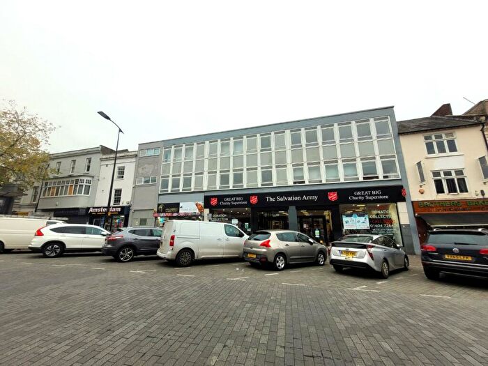 2 Bedroom Apartment To Rent In Abington Street, Abington, Northampton, NN1