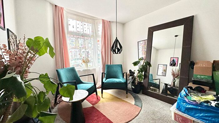 4 Bedroom Terraced House To Rent In Upperton Road West, London, E13