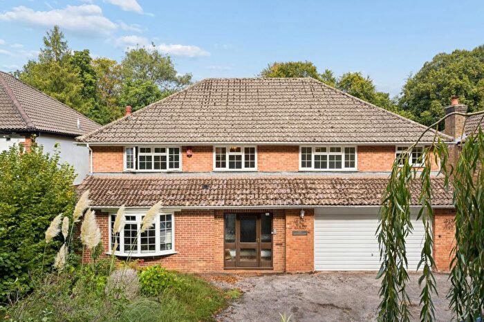 5 Bedroom Detached House For Sale In Heathfield Road, High Wycombe, HP12