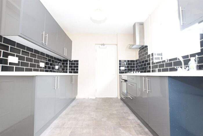 3 Bedroom Detached House To Rent In Manor Road, Fishponds, Bristol, BS16