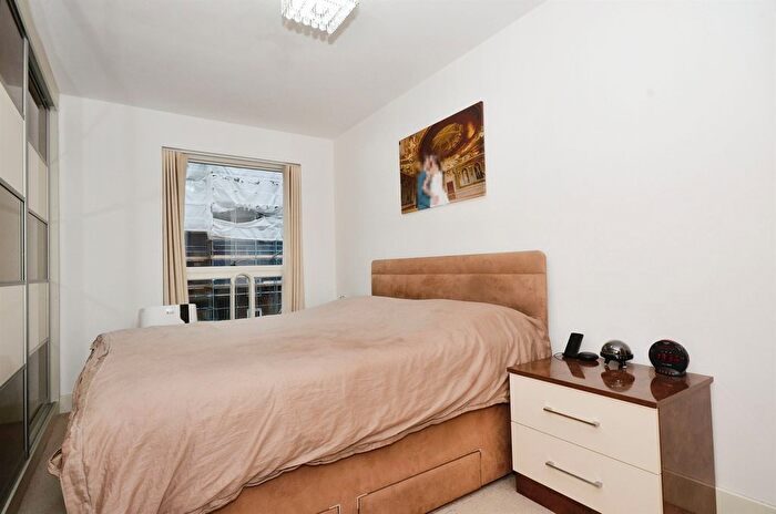 2 Bedroom Flat For Sale In Lyon Road, Harrow, HA1