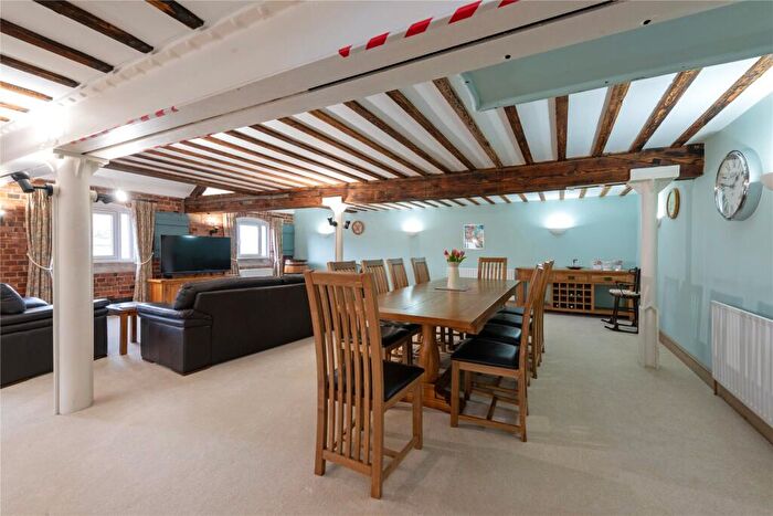 2 Bedroom Apartment For Sale In Weymouth, Dorset, DT4