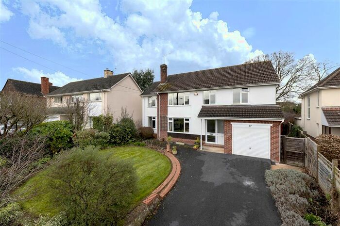 5 Bedroom Detached House For Sale In Jeffreys Way, Taunton, TA1