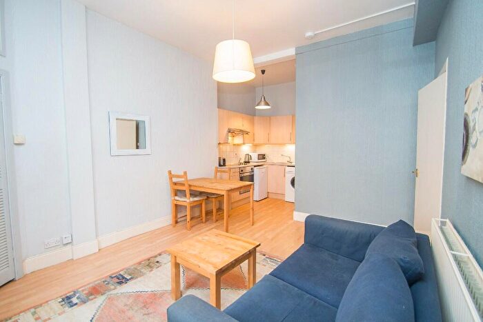 1 Bedroom Flat For Sale In / Hermand Street, Edinburgh, EH11