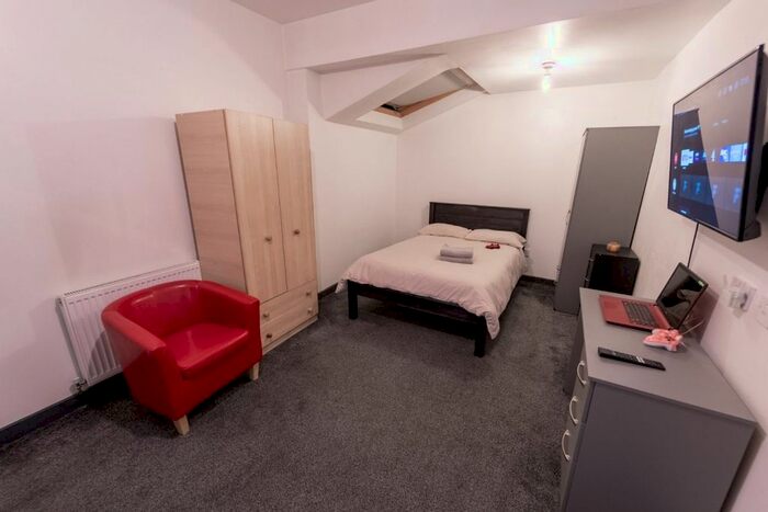 1 Bedroom Studio To Rent In Pershore Road, Birmingham, B29