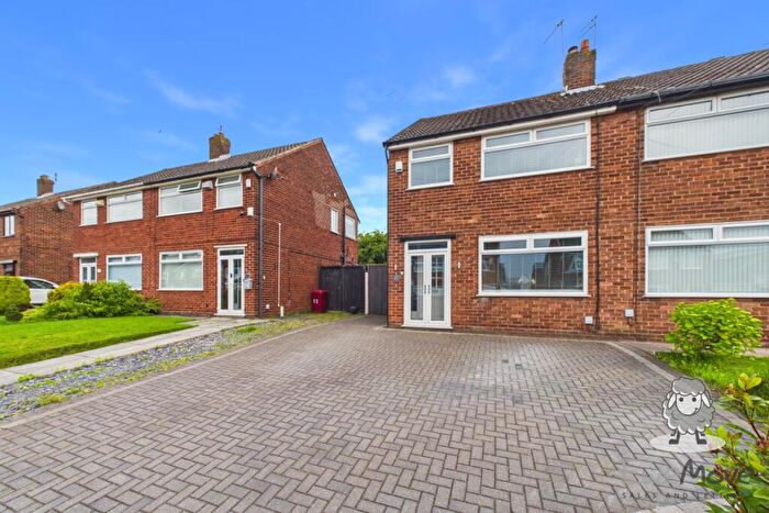 3 Bedroom Semi-Detached House For Sale In Vining Road, Prescot, Merseyside, L35