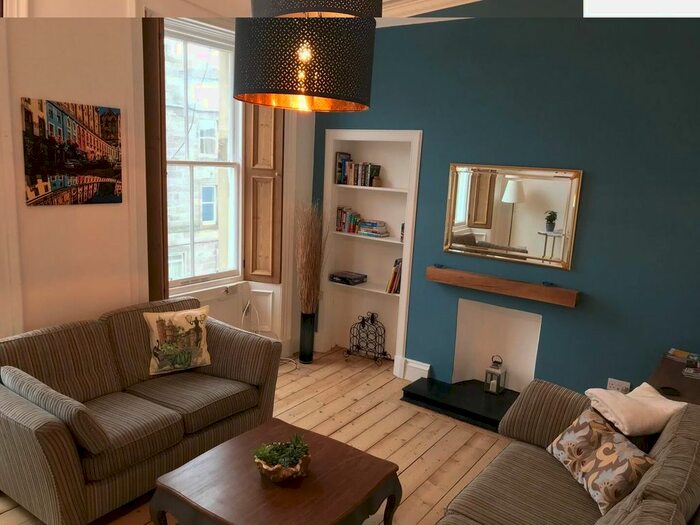 2 Bedroom Flat To Rent In , Dryden Street, Edinburgh, EH7