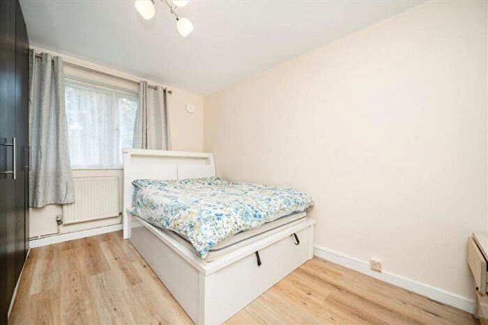 2 Bedroom Flat For Sale In Fanshaw Street, Hoxton, N1