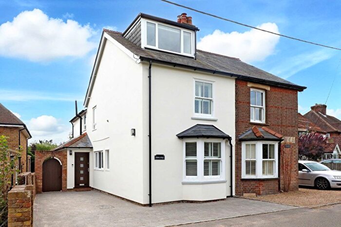 4 Bedroom Semi-Detached House To Rent In Coleshill Lane, Winchmore Hill, Amersham, Buckinghamshire, HP7