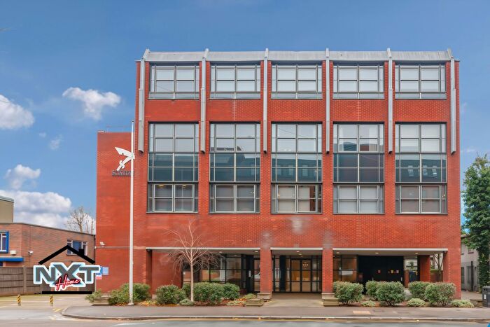 1 Bedroom Flat To Rent In Eastern Road, Romford, RM1