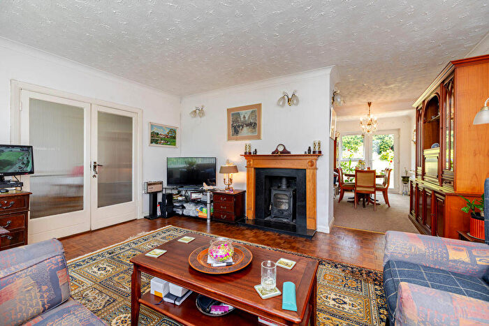 2 Bedroom Detached Bungalow For Sale In Lagham Park, Godstone, RH9