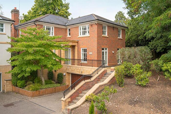 5 Bedroom Detached House For Sale In Dry Arch Road, Sunningdale, SL5