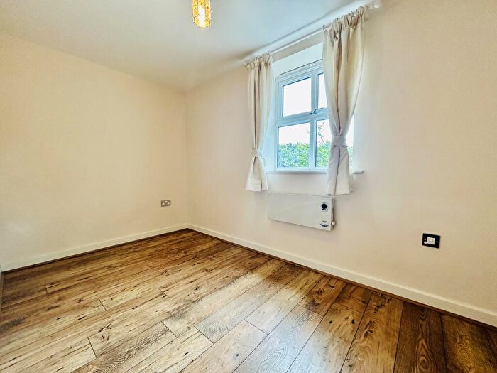 2 Bedroom Apartment To Rent In Great Willow Court, Derby, DE22