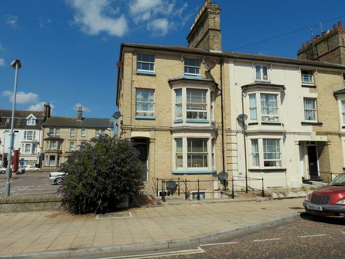1 Bedroom Flat To Rent In Marine Parade, Lowestoft, NR33
