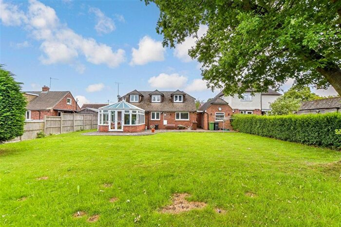 3 Bedroom Detached House For Sale In Station Road, Headcorn, Ashford, Kent, TN27