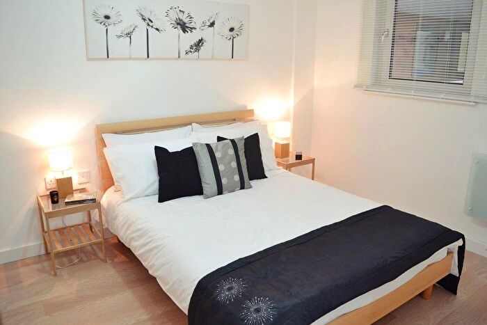 3 Bedroom Flat To Rent In The Linx Building, Simpson Street, Noma, Manchester, M4