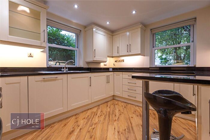 2 Bedroom Apartment To Rent In Ashgrove Road, Redland, Bristol, BS6