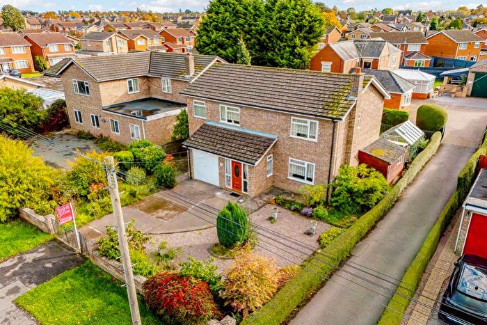 3 Bedroom Detached House For Sale In Pennygate, PE11