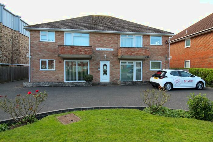 2 Bedroom Flat To Rent In Andrew Court, Waterford Road, Highcliffe, BH23
