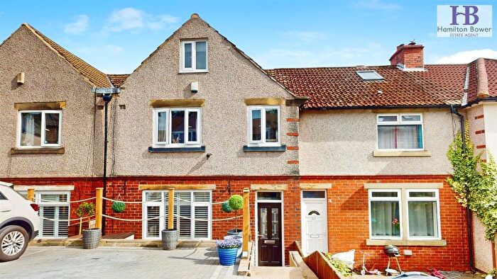 3 Bedroom Terraced House For Sale In Longfield Avenue, Northowram, Halifax, HX3