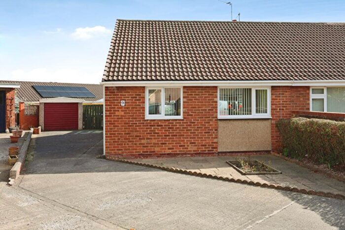 2 Bedroom Semi-Detached Bungalow For Sale In Arundel Close, Bishop Auckland, DL14