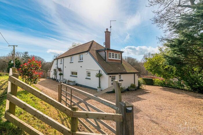 4 Bedroom Detached House For Sale In Merstone Lane, Rookley, Ventnor, PO38