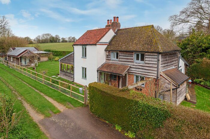 4 Bedroom Detached House For Sale In Coneyhurst Road, Billingshurst, West Sussex, RH14