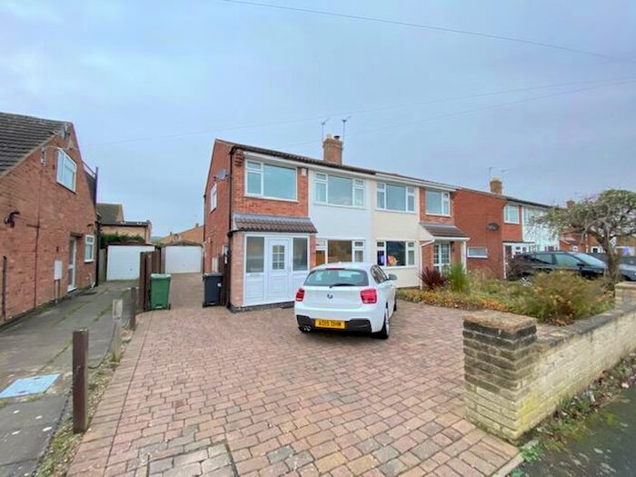 3 Bedroom Semi-Detached House To Rent In Tiverton Road, Loughborough, LE11