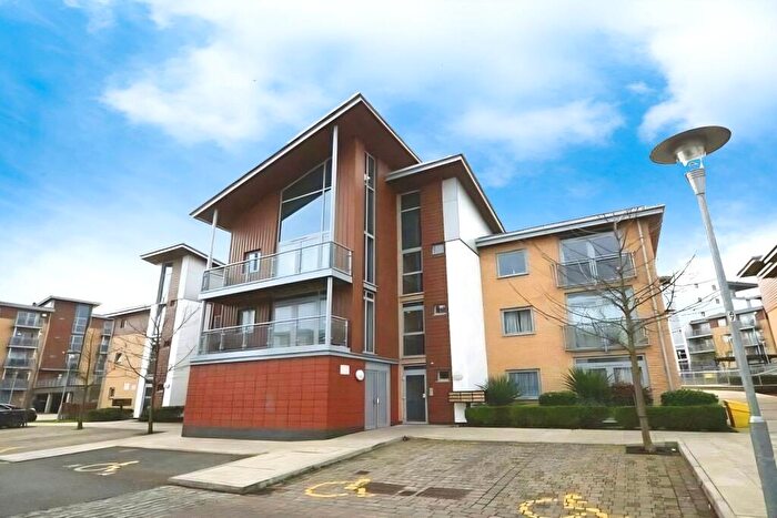 1 Bedroom Apartment For Sale In Kelvin Gate, Bracknell, Berkshire, RG12