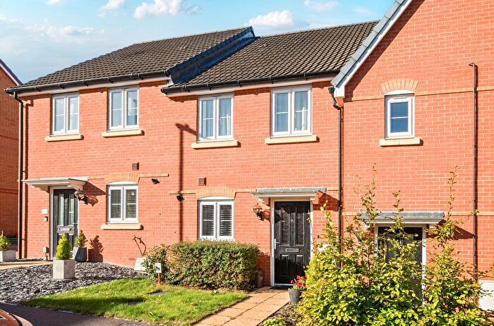 2 Bedroom Terraced House For Sale In Lilburn Avenue, Royston, Hertfordshire, SG8