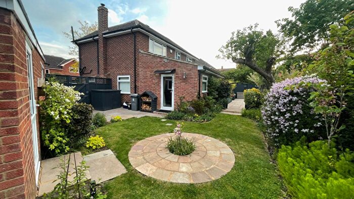 4 Bedroom Detached House For Sale In Staplehurst, Kent, TN12