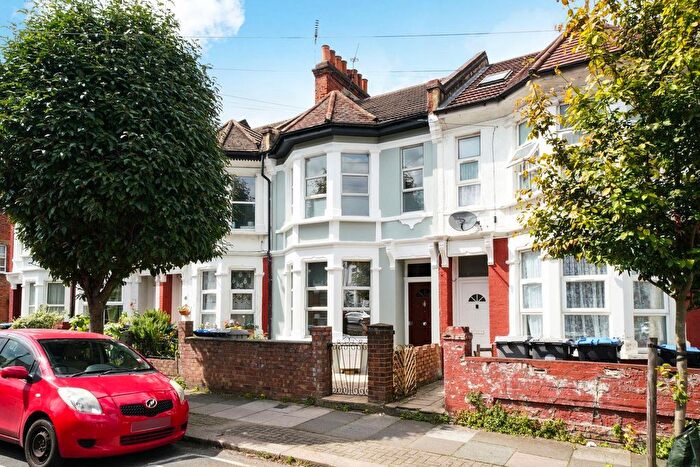 4 Bedroom Terraced House To Rent In Balmoral Road, London, NW2