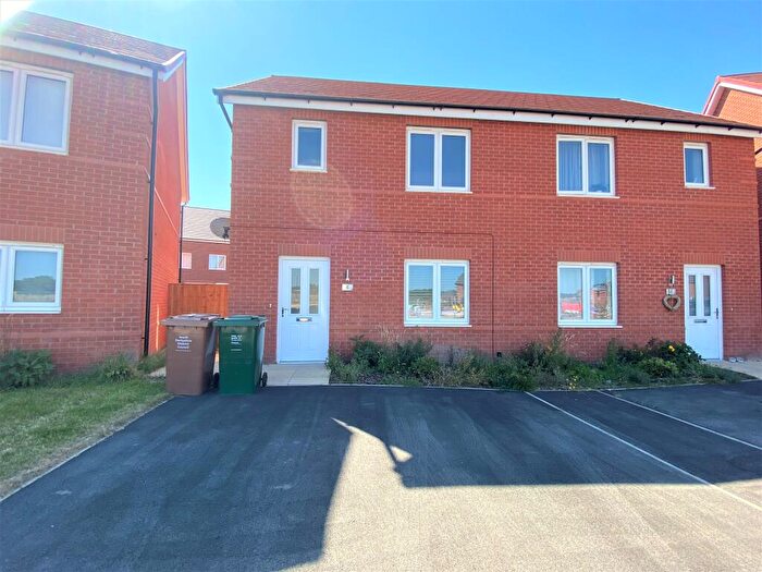 3 Bedroom Semi Detached House To Rent In Alport Road, Mickleover, Derby, Derbyshire, DE3