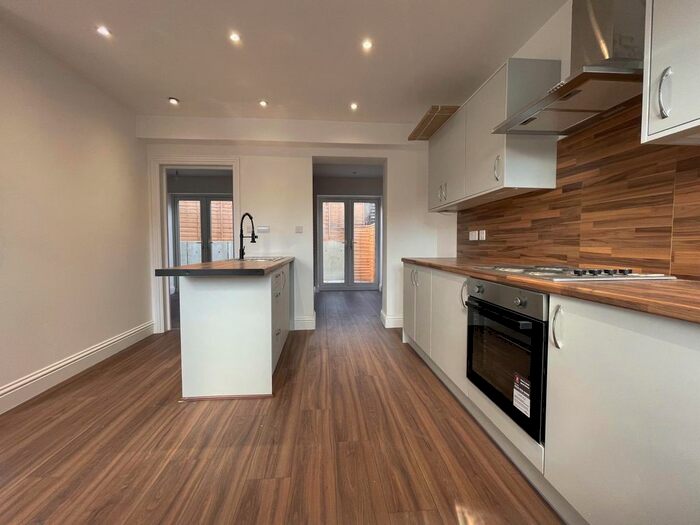 3 Bedroom Detached House To Rent In Lucas Road, Grays, RM17