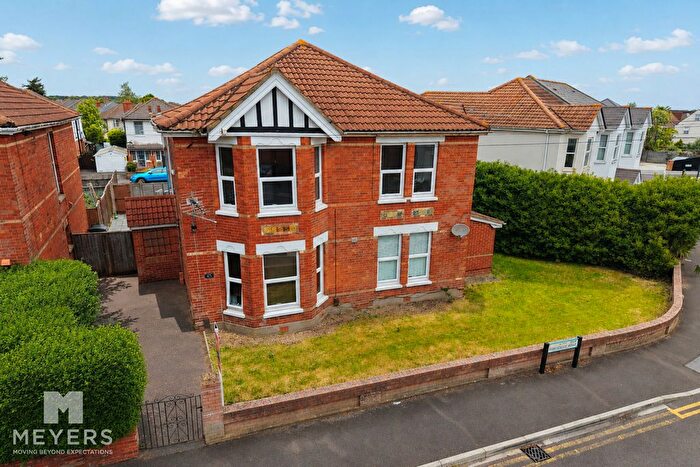2 Bedroom Flat To Rent In Fortescue Road, Bournemouth, BH3