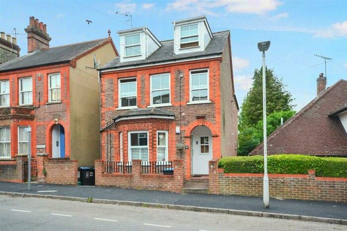2 Bedroom Flat To Rent In Alexandra Road, Hemel Hempstead, HP2