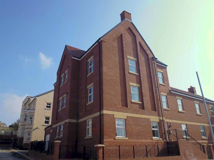 2 Bedroom Flat To Rent In Royal Wootton Bassett, SN4