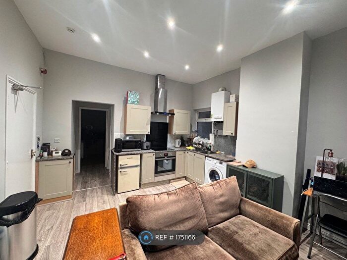 1 Bedroom Flat To Rent In Hull Road, Hull, HU13
