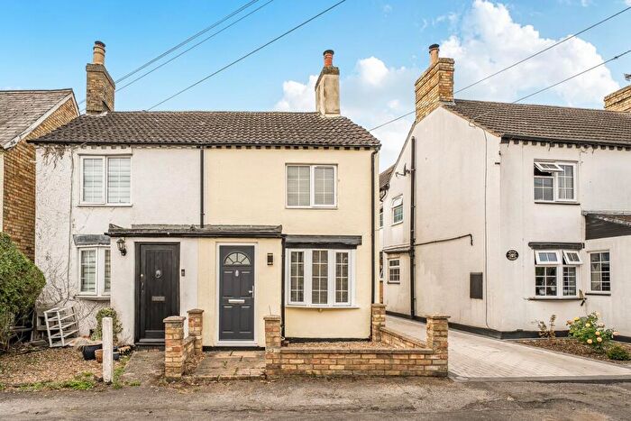 2 Bedroom Semi-Detached House For Sale In Fakeswell Lane, Lower Stondon, Henlow, SG16
