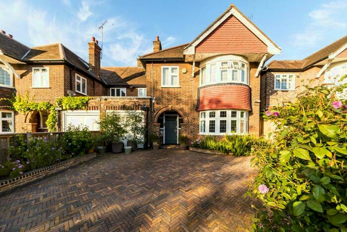 5 Bedroom Terraced House To Rent In Bancroft Avenue, East Finchley, N2