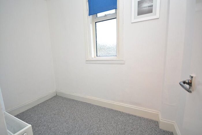 1 Bedroom Flat For Sale In Mill Crescent, Newmilns, KA16