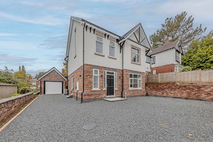 4 Bedroom Detached House For Sale In Gladstone Place, Penkhull, ST4
