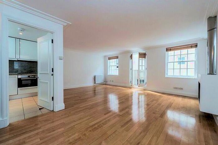 2 Bedroom Flat To Rent In Montagu Mews West, London, W1H