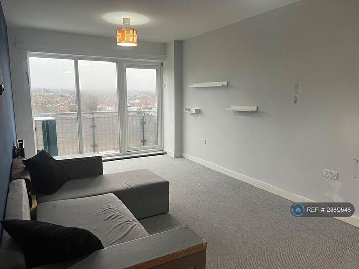 2 Bedroom Flat To Rent In Woodall Court, Croydon, CR0