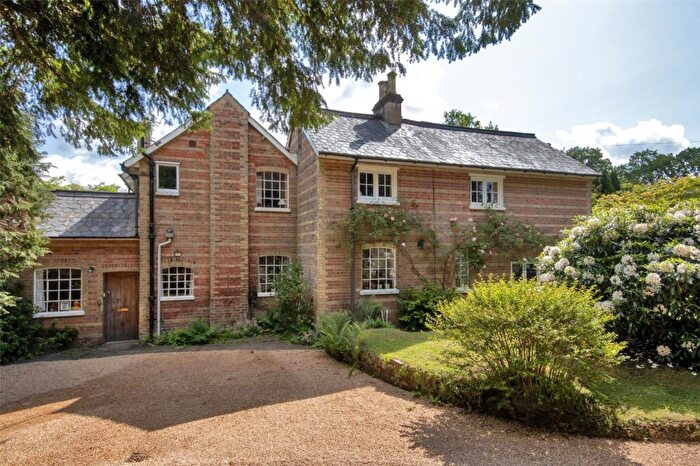 4 Bedroom House For Sale In Crawley Down, West Sussex, RH10