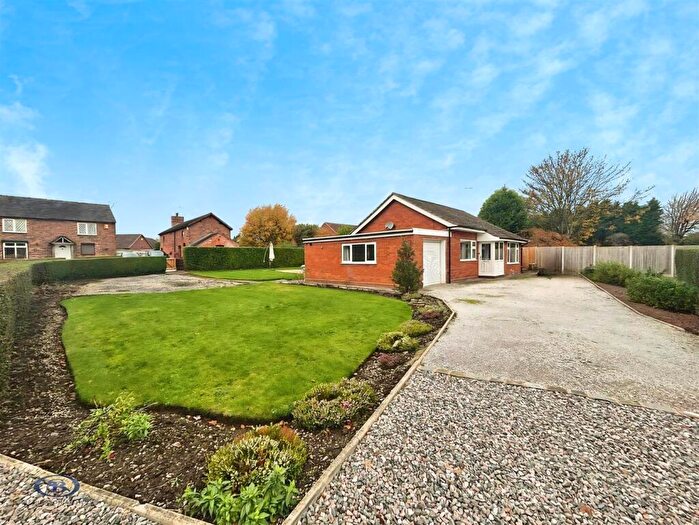 3 Bedroom Detached Bungalow To Rent In School Street, Haslington, Crewe, CW1