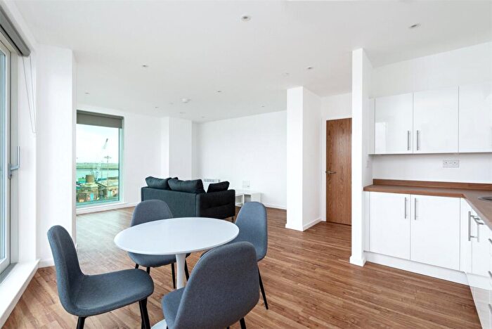 2 Bedroom Flat To Rent In Chatham Waters, North House, Gillingham Gate Road, Gillingham, ME4