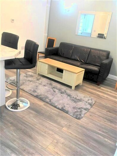 4 Bedroom Semi-Detached House To Rent In Reservoir Road, Edgbaston, Birmingham, B29